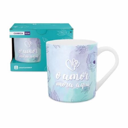 Caneca O Amor Mora Aqui